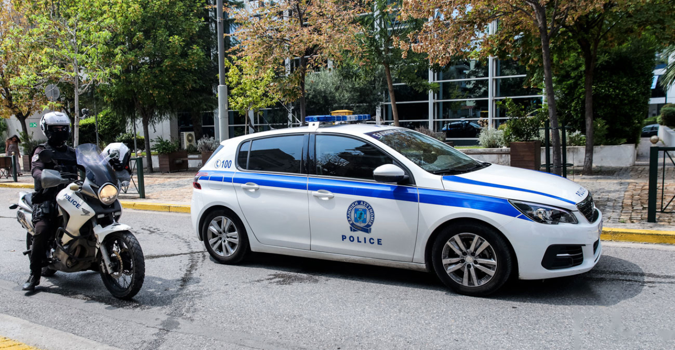 Μια υπόθεση που ξεκίνησε ως μια απλή αναφορά υπεξαίρεσης οχήματος εξελίχθηκε απροσδόκητα σε ένα σκηνικό με έντονη αστυνομική