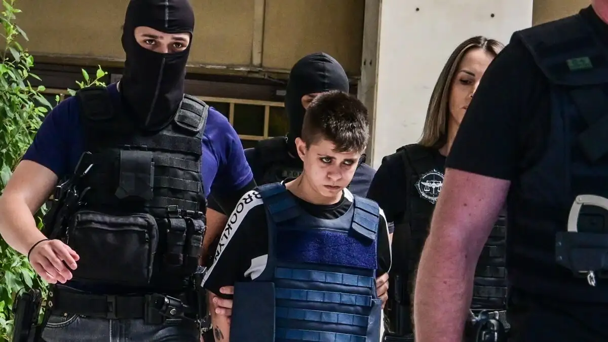 Νέα δεδομένα έρχονται στο φως της δημοσιότητας σχετικά με τον θάνατο του 7χρονου Παναγιωτάκη, καθώς λίγο μετά το μεσημέρι η τριμελής