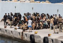 Πληροφορίες σε κοινωνικά δίκτυα και ΜΜΕ, αποκαλύπτουν ότι σε λιγότερο από 250 ημέρες, 2 εκατομμύρια παράνομοι μετανάστες