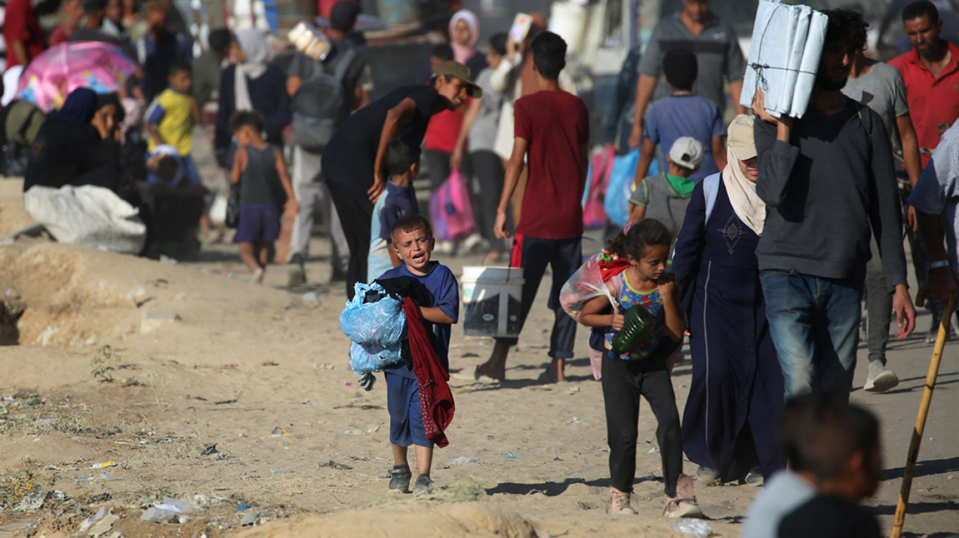 Μόνο μια διαδρομή, από το παραλιακό μέτωπο της Γάζας, έμεινε ανοιχτή για τους κατοίκους που θέλουν να απομακρυνθούν.