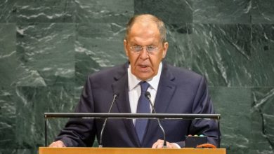 Ο Ρώσος υπουργός Εξωτερικών Σεργκέι Λαβρόφ προειδοποίησε τη Δύση και τους συμμάχους της ότι κάθε απόπειρα κατάρριψης ρωσικού drone