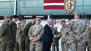 Στη Ρίγα συγκεντρώνονται εκτάκτως σήμερα οι αρχηγοί γενικών επιτελείων των κρατών μελών της ευρωπαϊκής φιλοπόλεμης πτέρυγας