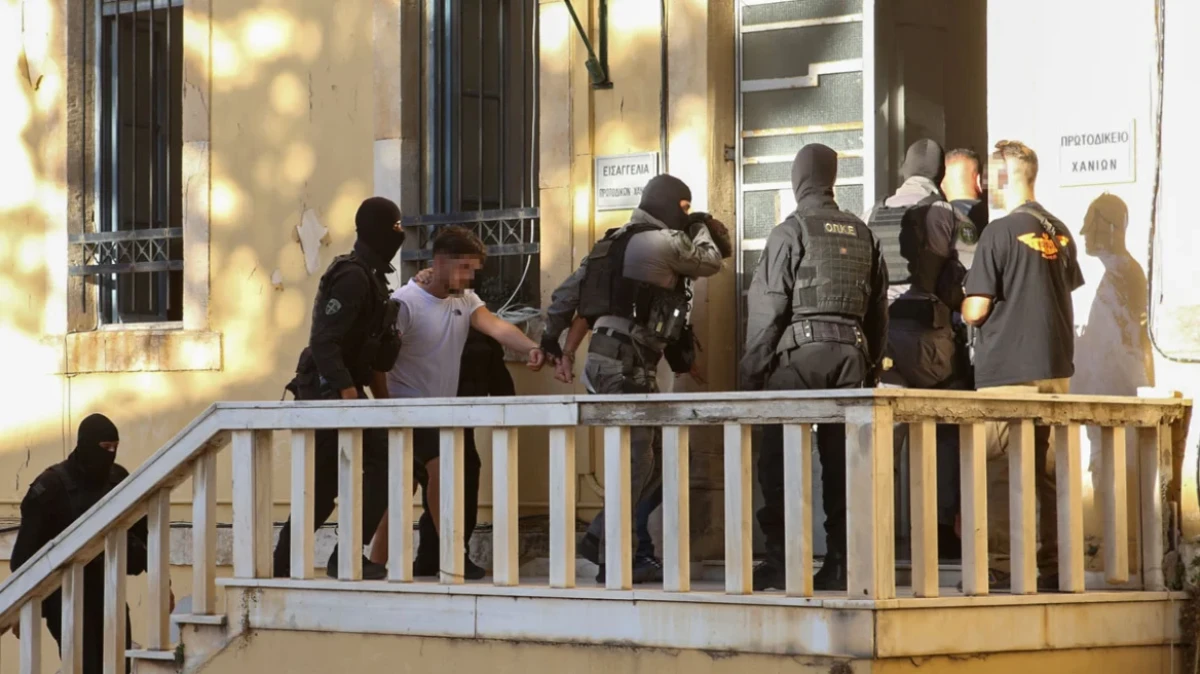 Η πολύκροτη υπόθεση της λεγόμενης «μαφίας της Κρήτης» φέρνει πλέον και σοβαρές οικονομικές συνέπειες για τους κατηγορούμενους, καθώς η Αρχή