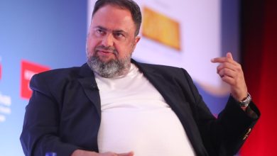 Στην αποτυχία της ΕΕ να διαχειριστεί τις κρίσεις με αποτέλεσμα τρεις πόλεμοι να απειλούν την παγκόσμια σταθερότητα επικεντρώθηκε