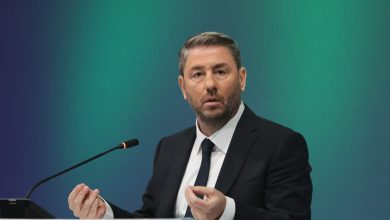 Το ΠΑΣΟΚ φαίνεται να μην πείθει ότι μπορεί να ανατρέψει την κυριαρχία της Νέας Δημοκρατίας, ενώ ο Νίκος Ανδρουλάκης συνεχίζει να μην πείθει