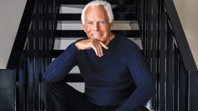 Η είδηση σκόρπισε θλίψη στον κόσμο της μόδας: ο Τζόρτζιο Αρμάνι, ο θρυλικός Ιταλός σχεδιαστής, έφυγε από τη ζωή σε ηλικία 91 ετών,