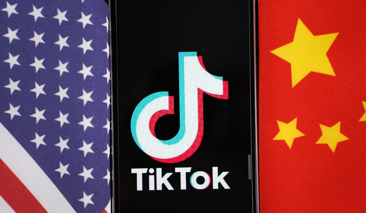 Ο αλγόριθμος του TikTok, που αποτελεί τον βασικό παράγοντα της τεράστιας επιτυχίας της πλατφόρμας, βρέθηκε στο επίκεντρο