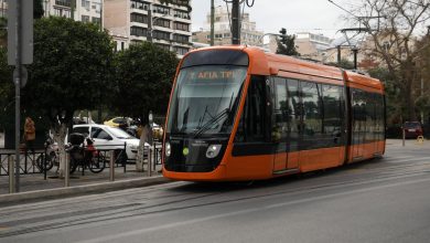 Σοβαρό τροχαίο σημειώθηκε το απόγευμα της Τετάρτης στον Πειραιά, κοντά στο γήπεδο «Γεώργιος Καραϊσκάκης». Σοβαρότατο τροχαίο στον Πειραιά