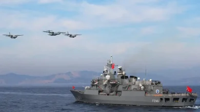 Η Τουρκία δεν κάνει πίσω και φαίνεται διατεθειμένη να «ανεβάσει» ακόμα περισσότερο τον δείκτη της έντασης και της προκλητικότητας στο Αιγαίο