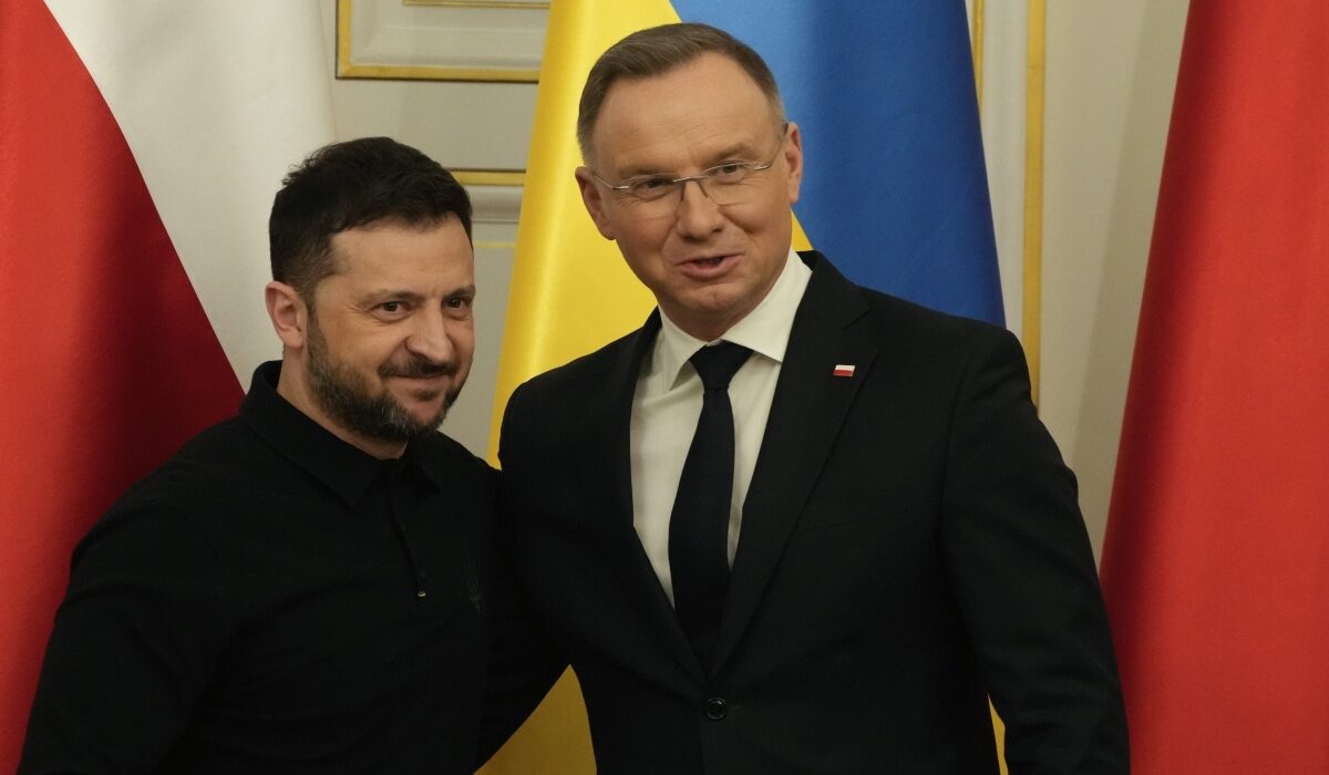 Ο πρώην Πρόεδρος της Πολωνίας, Αντρέι Ντούντα, προχώρησε σε αποκαλύψεις που ρίχνουν νέο φως στις προσπάθειες εμπλοκής του