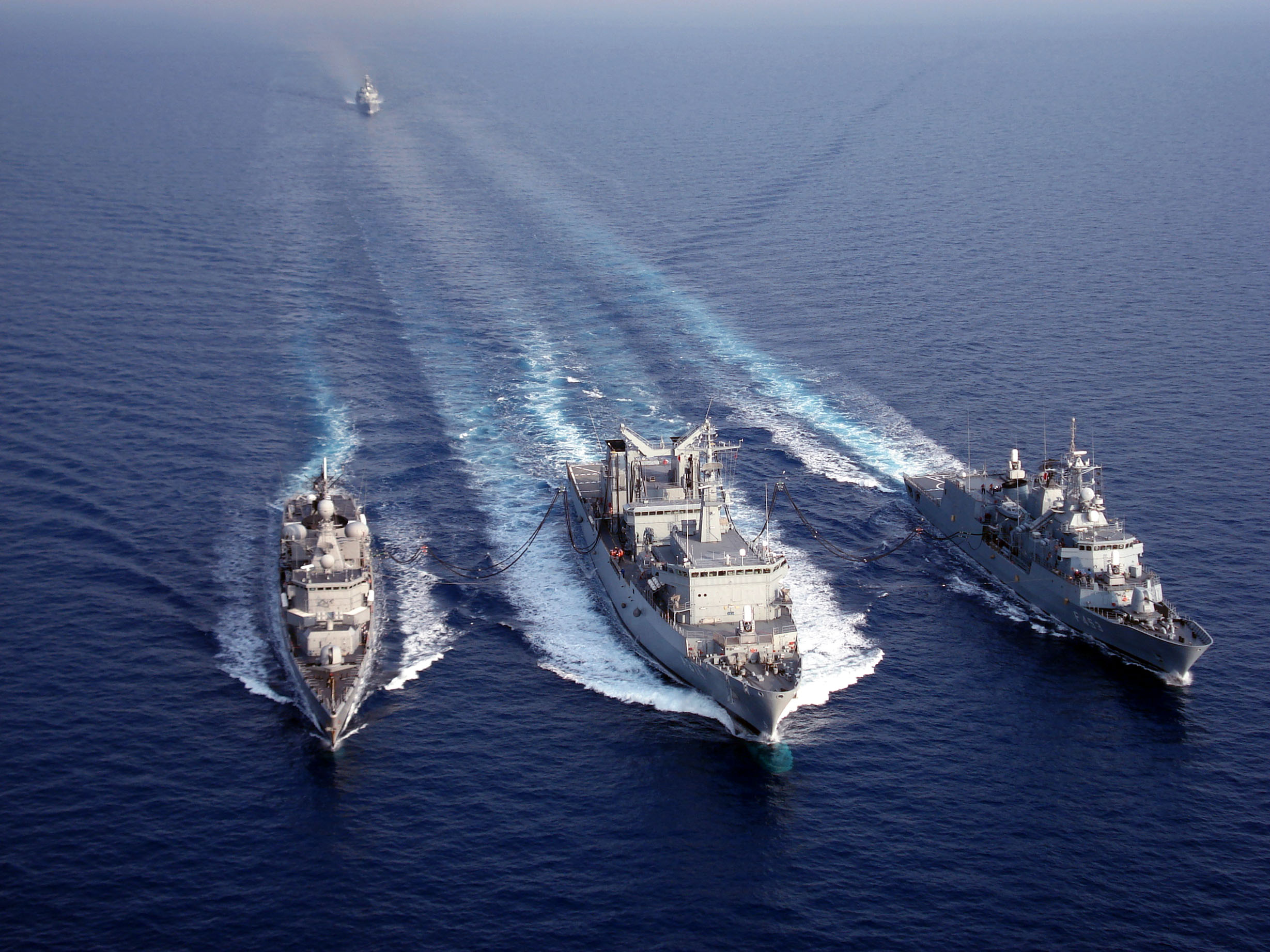 Ένας τουρκικός ιστότοπος άμυνας προκαλεί ερωτήματα αναρτώντας εκτενή παρουσίαση της δύναμης του Ελληνικού Πολεμικού Ναυτικού