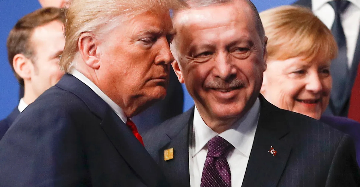 Μια νέα σελίδα φαίνεται να ανοίγει στις σχέσεις Άγκυρας–Ουάσιγκτον, με την Τουρκία να εξετάζει ένα σχέδιο αδρανοποίησης των ρωσικών