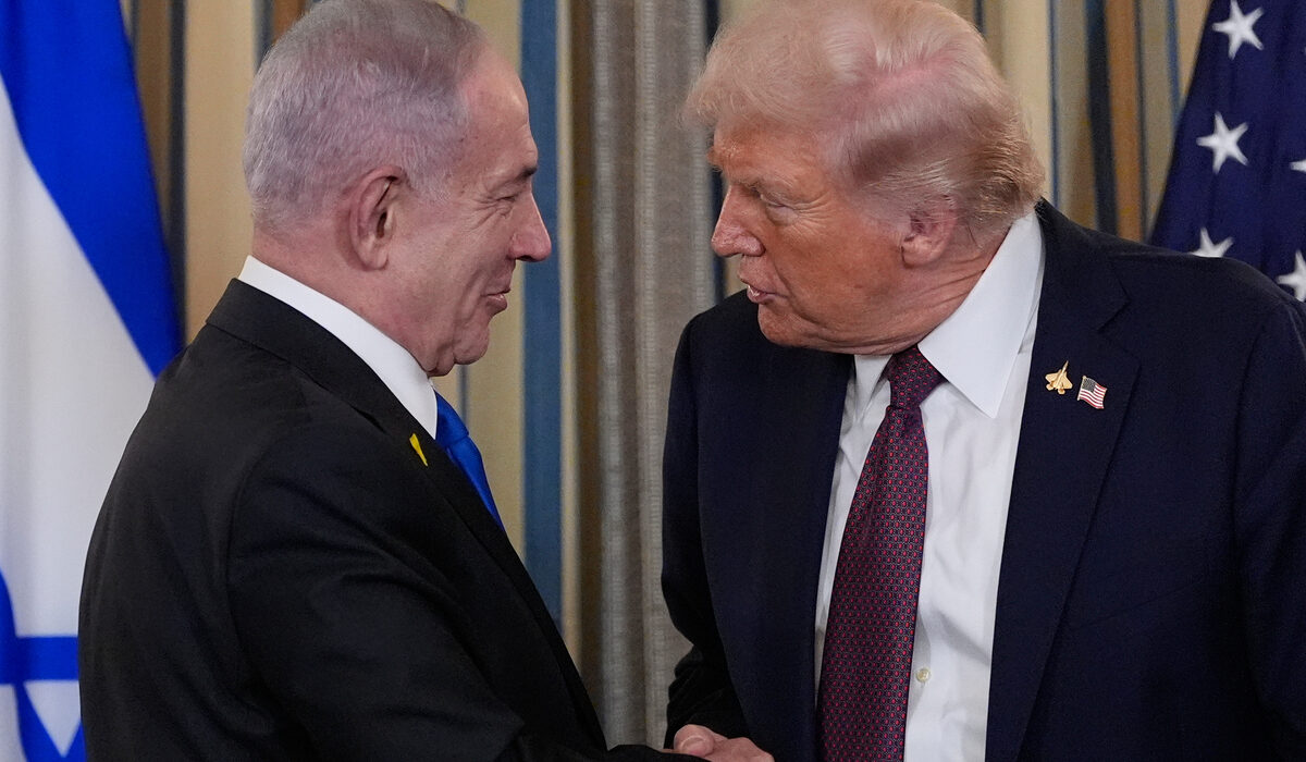 Η Jerusalem Post αναλύει τις συνεχείς προσπάθειες του Ντόναλντ Τραμπ από το 2020 για έναν «νέο χάρτη» στη Μέση Ανατολή και τον