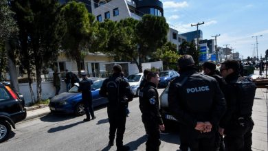 Ένα νέο περιστατικό ενδοοικογενειακής βίας συγκλονίζει την τοπική κοινωνία των Τρικάλων. Τρίκαλα: O 18χρονος έπνιξε