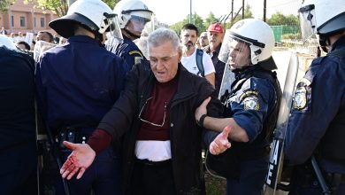 Με σοβαρά επεισόδια σημαδεύτηκε η επίσκεψη του πρωθυπουργού Κυριάκου Μητσοτάκη και του υπουργού Υγείας Άδωνι Γεωργιάδη