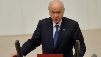 Ο πρόεδρος του MHP, Ντεβλέτ Μπαχτσελί, κατά τη διάρκεια συνεδρίασης της κοινοβουλευτικής ομάδας του κόμματός του, επανέλαβε με έμφαση
