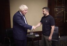 Νέες αποκαλύψεις φέρνουν ξανά στο φως το σκάνδαλο που αφορά τη δωρεά ύψους 1 εκατομμυρίου λιρών προς τον πρώην