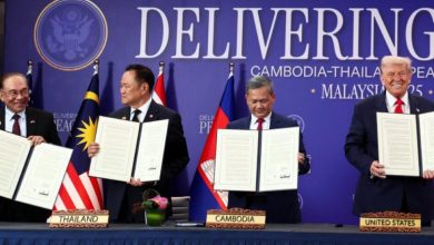 Μια εξέλιξη που χαρακτηρίζεται ήδη ως ορόσημο για τη σταθερότητα στη Νοτιοανατολική Ασία σημειώθηκε σήμερα, 26 Οκτωβρίου 2025, όταν