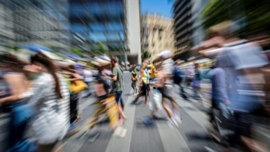 Το δημογραφικό πρόβλημα στην Ελλάδα δεν είναι απλώς μια στατιστική παράμετρος· είναι μια υπαρκτή απειλή που απλώνεται σε κάθε γωνιά