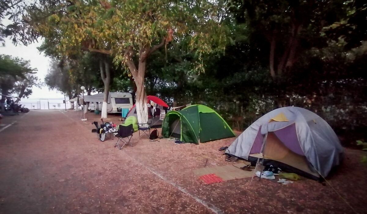 Η ανιψιά του 68χρονου που δολοφονήθηκε στη Φοινικούντα εκτιμά ότι η περιουσία που άφησε πίσω του ξεπερνά τα 30 εκατομμύρια ευρώ.
