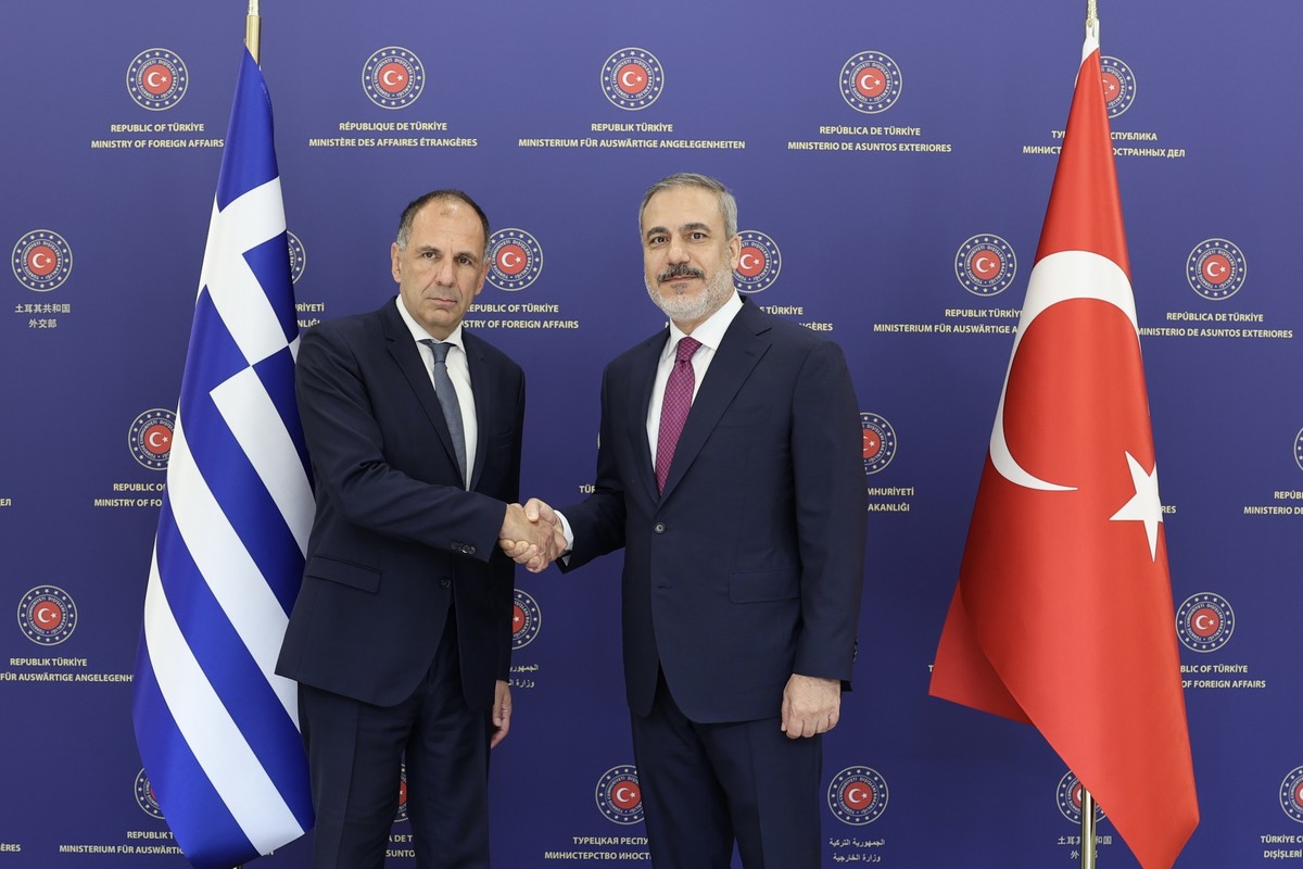 Η «σιωπηλή» συνάντηση Γεραπετρίτη–Φιντάν στο Λουξεμβούργο και οι παρασκηνιακές διεργασίες που ανησυχούν την Ελλάδα.