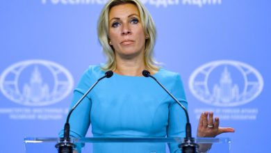 Η Μαρία Ζαχάροβα, εκπρόσωπος του ρωσικού υπουργείου Εξωτερικών, σχολίασε σήμερα τις πληροφορίες ότι ο Γάλλος πρόεδρος, Εμανουέλ