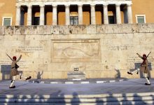 Μετά τις πρόσφατες δηλώσεις του Κυριάκου Μητσοτάκη, κυβερνητικές πηγές ξεκαθάρισαν τη διαχείριση και τις αρμοδιότητες γύρω από το