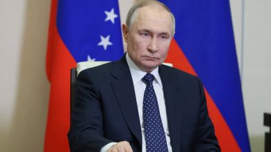 Στα 72α του γενέθλια, ο Ρώσος πρόεδρος, Βλαντίμιρ Πούτιν, δέχτηκε ως δώρο δύο χριστιανικές εικόνες με ξεχωριστή ιστορία: είχαν μεταφερθεί