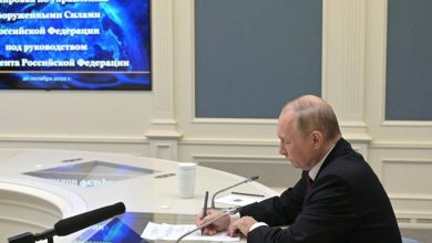 Η Ρωσία πραγματοποίησε μια εκτεταμένη στρατιωτική άσκηση με τη χρήση πυρηνικών όπλων, υπό την επίβλεψη του Βλαντίμιρ Πούτιν