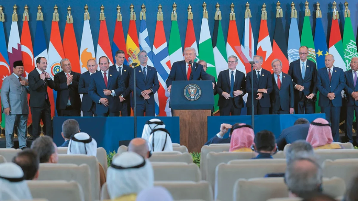 Ο Αμερικανός πρόεδρος θέτει τα θεμέλια για μια βαθιά αναδιάταξη των ισορροπιών στην περιοχή, αλλά η ολοκλήρωση του σχεδίου του παραμένει