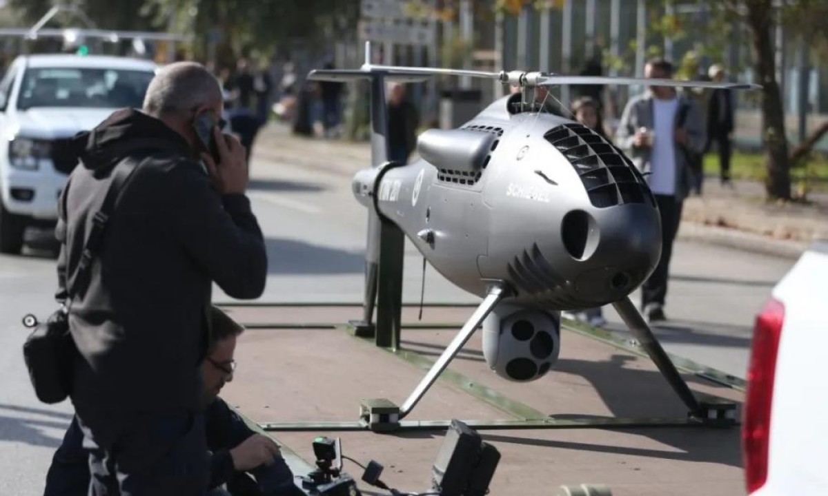 Στην φετινή παρέλαση της 28ης Οκτωβρίου στη Θεσσαλονίκη, τα φώτα της δημοσιότητας κέρδισαν τα ελληνικά μη επανδρωμένα συστήματα