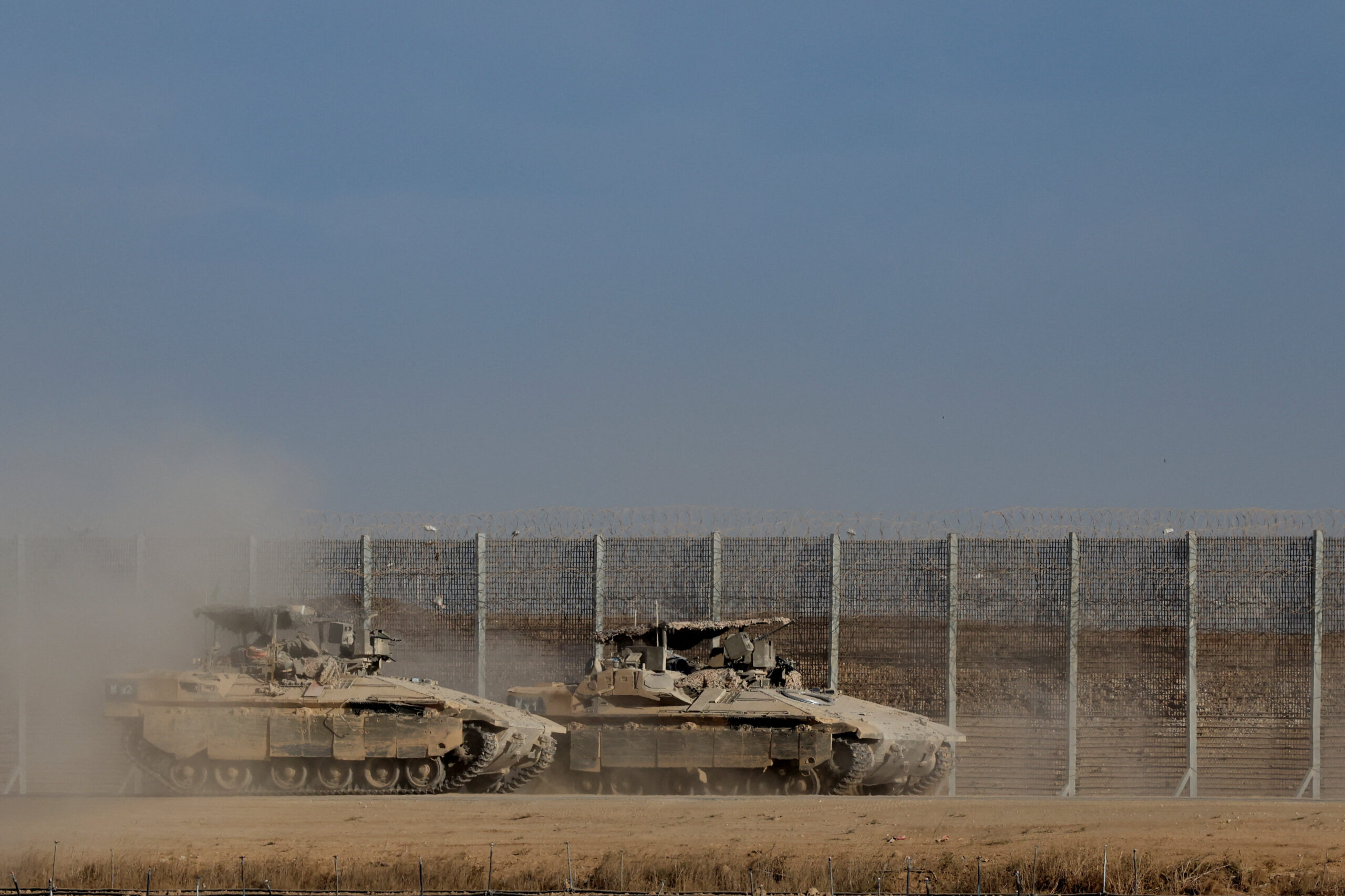 Η συμφωνία κατάπαυσης του πυρός στη Λωρίδα της Γάζας τέθηκε σε ισχύ σήμερα, Παρασκευή, στις 12:00 το μεσημέρι, όπως ανακοίνωσε