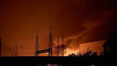 Τη νύχτα, πραγματοποιήθηκαν μαζικές ρωσικές επιθέσεις κατά τις οποίες εκτοξεύτηκαν 30 υπερ-υπερηχητικοί πύραυλοι Kh-47M2 «Kinzhal»