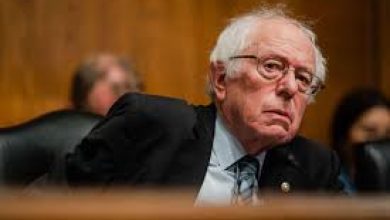 Έναν απροσδόκητο «σύμμαχο» βρήκε ο Πρόεδρος Ντόναλντ Τραμπ στον γερουσιαστή του Βερμόντ, Μπέρνι Σάντερς. ΗΠΑ: O Μπέρνι Σάντερς