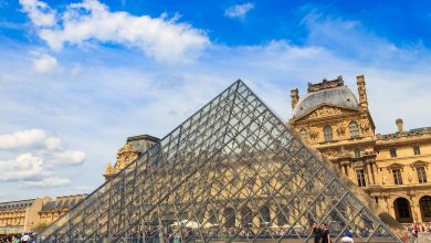 Μια κινηματογραφική ληστεία, αντάξια των σεναρίων του «Λουπέν» ή του «Ocean’s Eleven», συγκλονίζει τη γαλλική πρωτεύουσα.