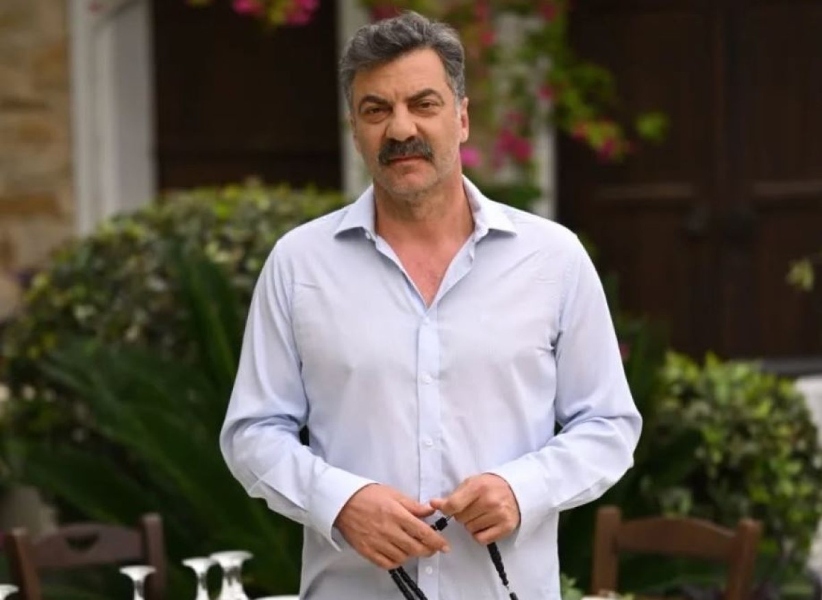 Ο Στάθης Μαντζώρος, που έγινε ευρέως γνωστός μέσα από τη δημοφιλή σειρά «Σασμός», συνεχίζει την απαιτητική πορεία ανάρρωσής του