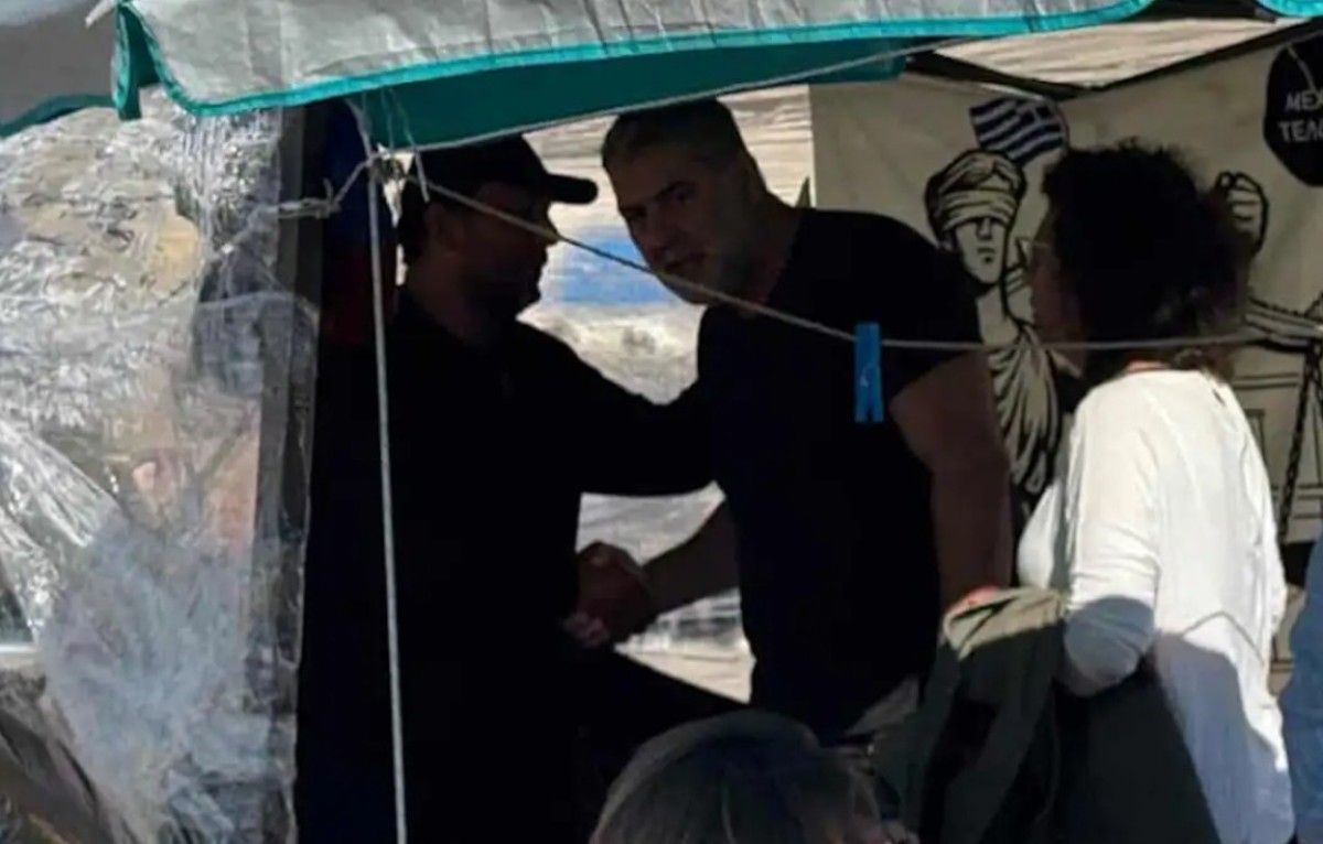 Για ακόμη μία φορά, το όνομα του Βασίλη Μπισμπίκη βρέθηκε στο προσκήνιο, αυτή τη φορά όχι για καλλιτεχνικούς λόγους, αλλά για