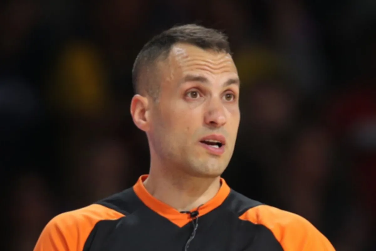 Η Σερβική αστυνομία βρήκε 250.000 ευρώ στον γνωστό διαιτητή μπάσκετ Ούρος Νίκολιτς που συνελήφθη χθες σε μεγάλη αστυνομική επιχείρηση