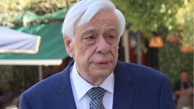 Έξω από τα δόντια μίλησε ο πρώην ΠτΔ Προκόπης Παυλόπουλος και τα είπε... «χύμα»  στις Ευρωπαϊκές ηγεσίες για τις...«αγκαλιές» που κάνουν