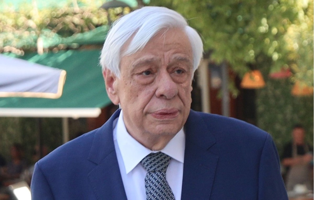 Έξω από τα δόντια μίλησε ο πρώην ΠτΔ Προκόπης Παυλόπουλος και τα είπε... «χύμα»  στις Ευρωπαϊκές ηγεσίες για τις...«αγκαλιές» που κάνουν