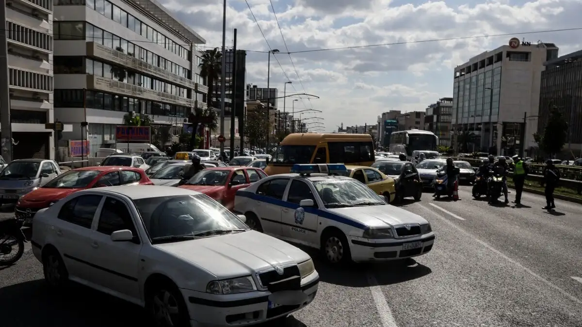 Άγρια επίθεση δέχθηκε μία 43χρονη γυναίκα στη μέση της Συγγρού, το πρωί της Τρίτης (14.10.2025). Δράστης ένας πασίγνωστος