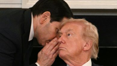 Μια ιδιαίτερα ενδιαφέρουσα στιγμή εκτυλίχθηκε κατά τη διάρκεια σύσκεψης στον Λευκό Οίκο, όταν ο Ντόναλντ Τραμπ πληροφορήθηκε