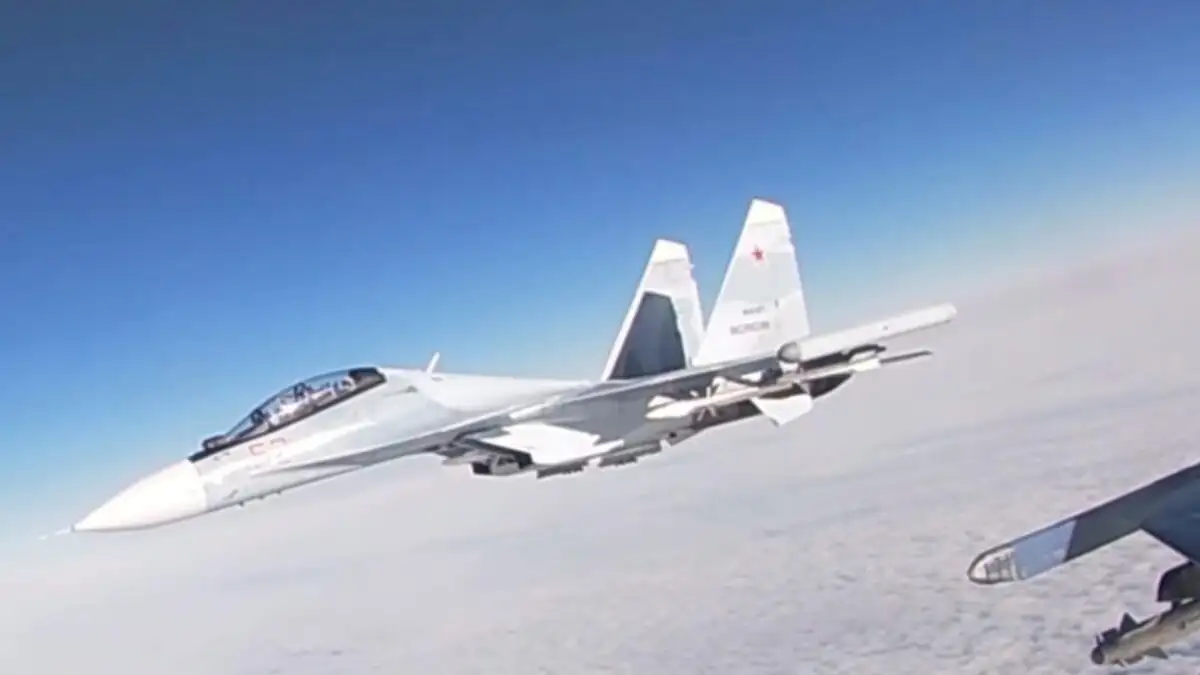 Ένα πρωτοφανές περιστατικό φέρεται να σημειώθηκε τα ξημερώματα της Παρασκευής πάνω από την Κριμαία, καθώς σύμφωνα με ουκρανικές πηγές