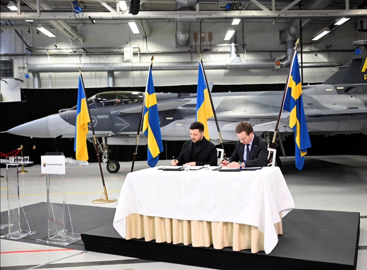 Η σουηδική εταιρεία αμυντικού εξοπλισμού Saab εξετάζει την ίδρυση εργοστασίου συναρμολόγησης στην Ουκρανία, στο πλαίσιο της