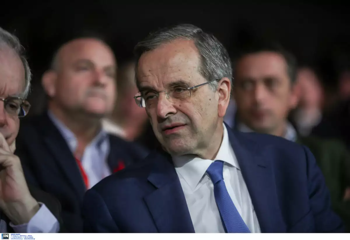 Με μια ηχηρή απουσία από την αποψινή εκδήλωση στο Ωδείο Αθηνών για την παρουσίαση μια συλλογικής μελέτης πολλών επιστημόνων