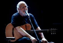 Η κηδεία του σπουδαίου τραγουδοποιού Διονύση Σαββόπουλου θα τελεστεί δημοσία δαπάνη το ερχόμενο Σάββατο, 25 Οκτωβρίου 2025