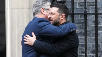 Ο Βρετανός πρωθυπουργός Κιρ Στάρμερ επανέλαβε σήμερα την ανάγκη να ενισχυθούν οι προμήθειες όπλων μεγάλης εμβέλειας προς την Ουκρανία