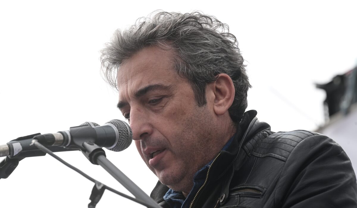 Η Εισαγγελία Πρωτοδικών Λάρισας έκανε δεκτό μόνο μέρος του αιτήματος για εκταφή της σορού του Δημήτρη Ασλανίδη, ενός εκ των 57 θυμάτων