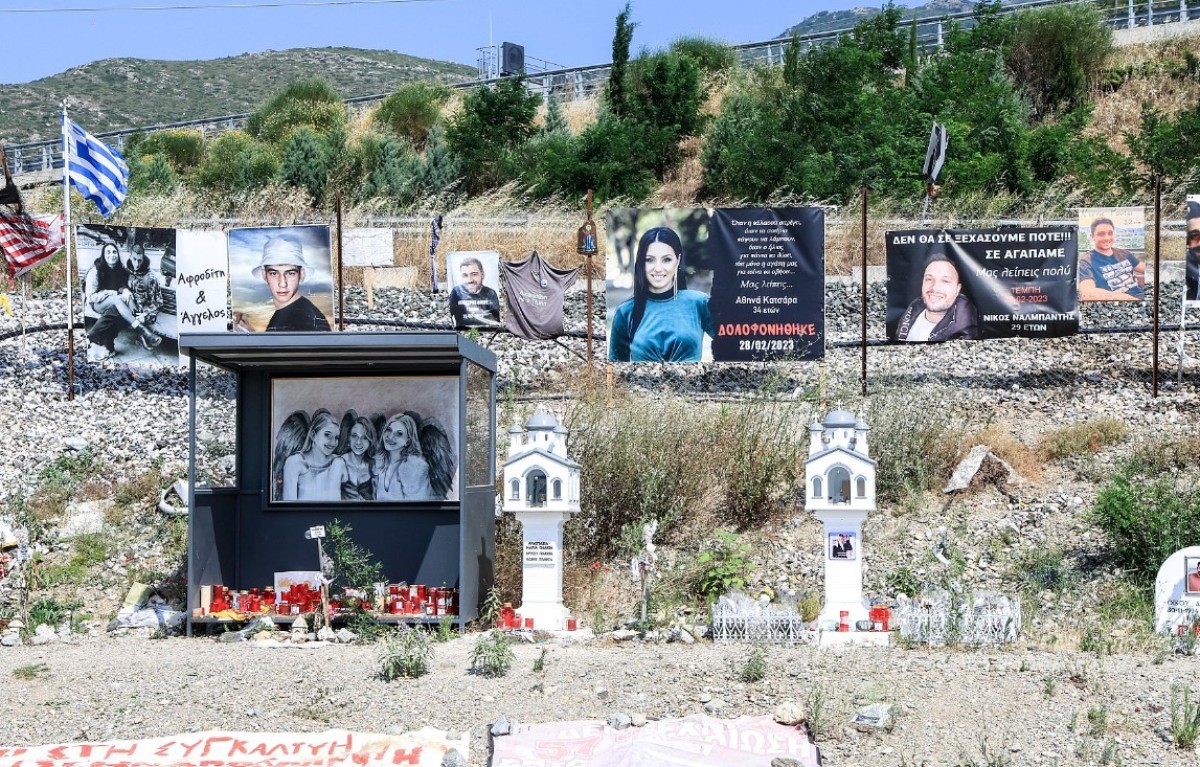 Σκηνές έντασης εκτυλίχθηκαν στη δίκη για τη διαχείριση του βιντεοληπτικού υλικού από τo έγκλημα των Τεμπών.