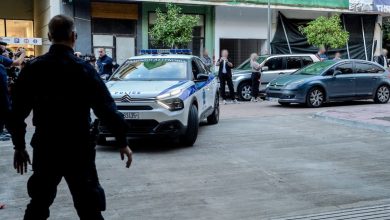 Οι δύο νεαροί κατηγορούμενοι συνεχίζουν να αλληλοκατηγορούνται, ενώ η υπόθεση παραμένει θρίλερ για τις Αρχές και τη Μεσσηνία.